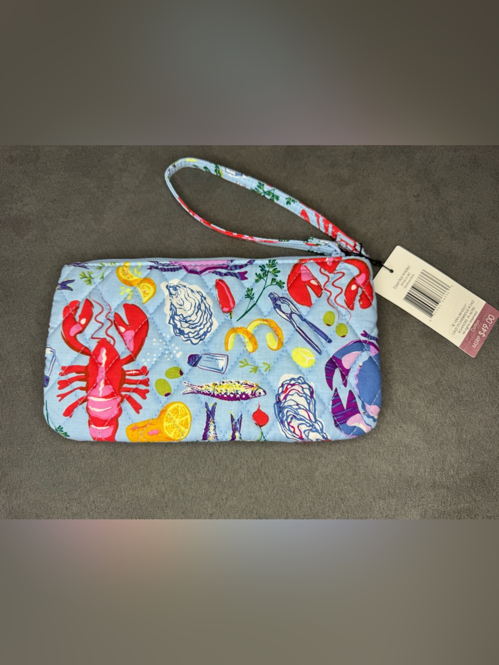 Vera Bradley NWT Seafood Boil Essential Wristlet Quilted Cotton Lobster - Picture 2 of 8